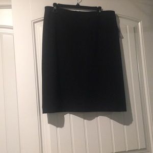 PRESTON & YORK black pencil skirt, size 12